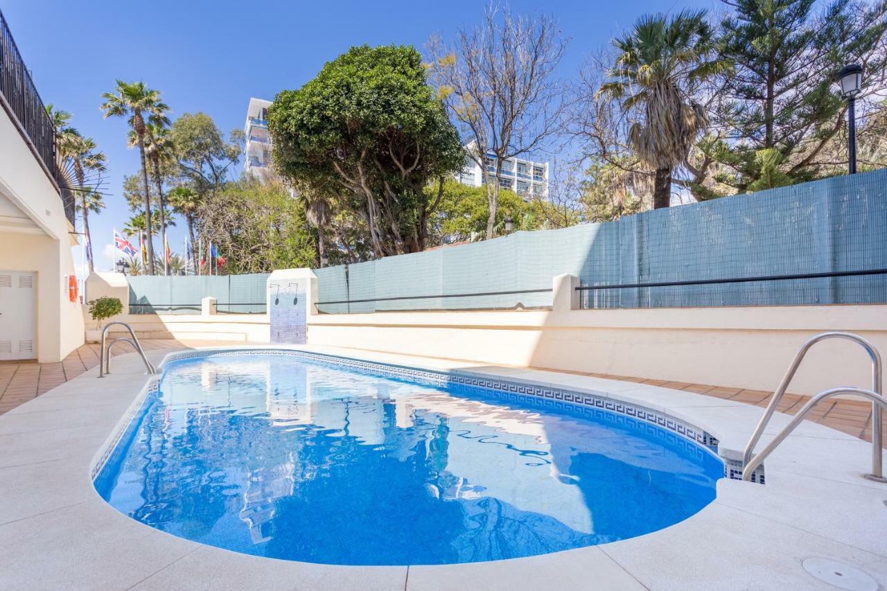 Beachfront Apartemen Marbella